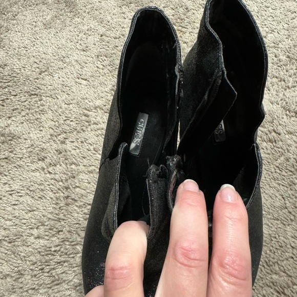 Guess Shimmer Heels - Picture 4 of 6